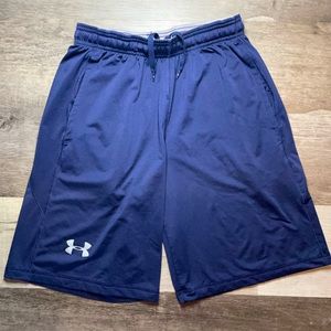 UnderArmour Shorts Size Adult Small